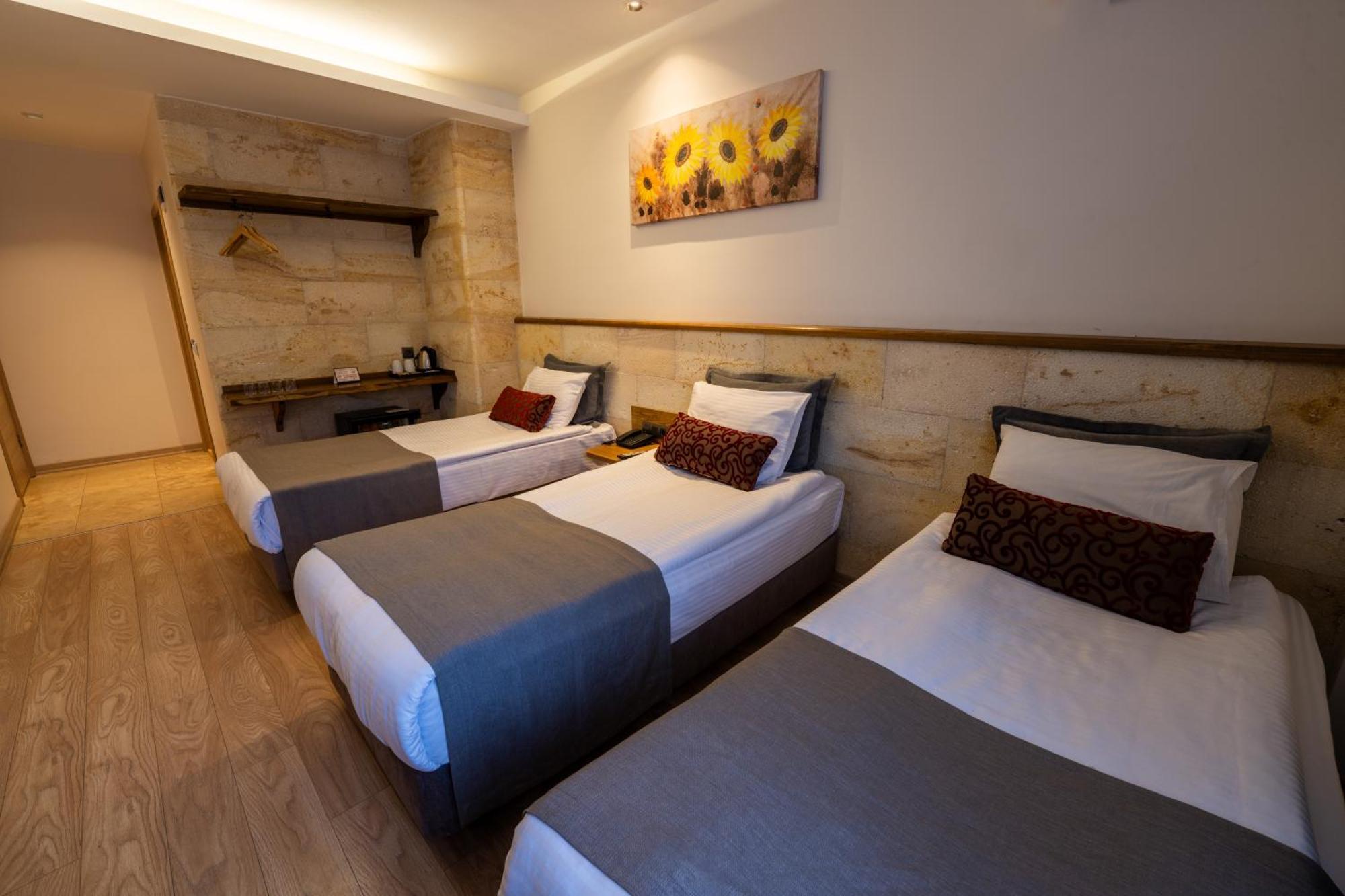 Stones Of Cappadocia Hotel Nevşehir Bagian luar foto