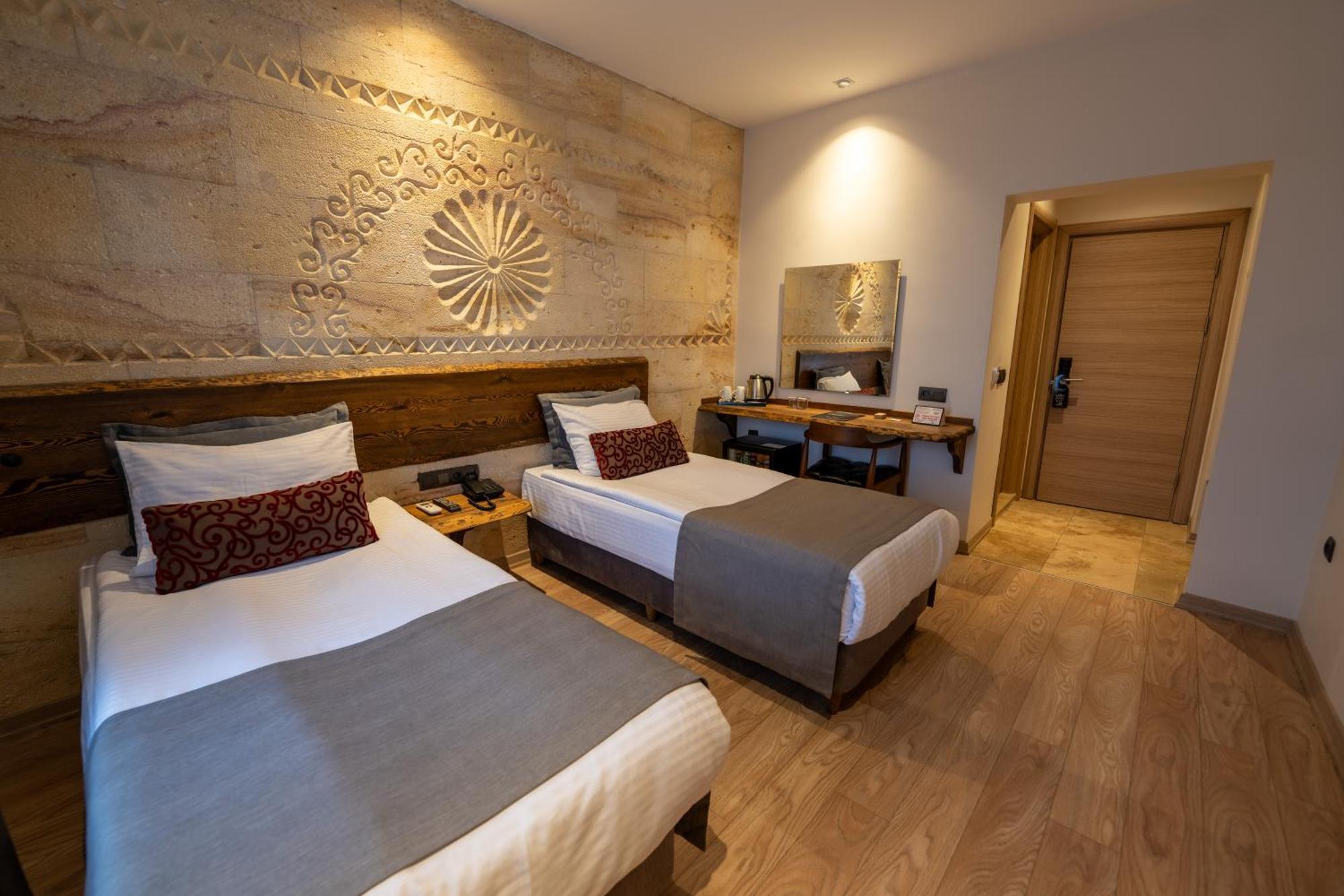 Stones Of Cappadocia Hotel Nevşehir Bagian luar foto