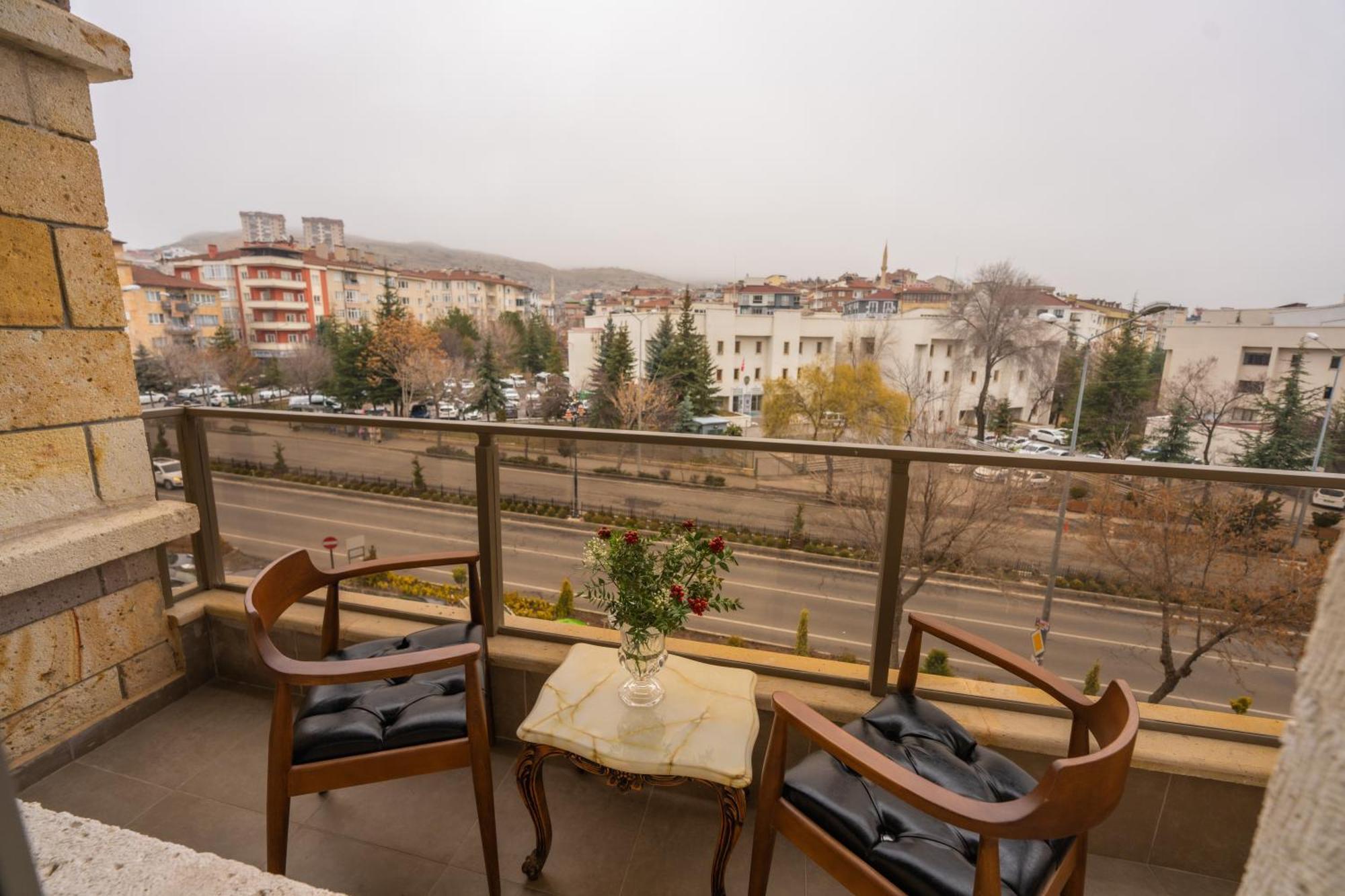 Stones Of Cappadocia Hotel Nevşehir Bagian luar foto