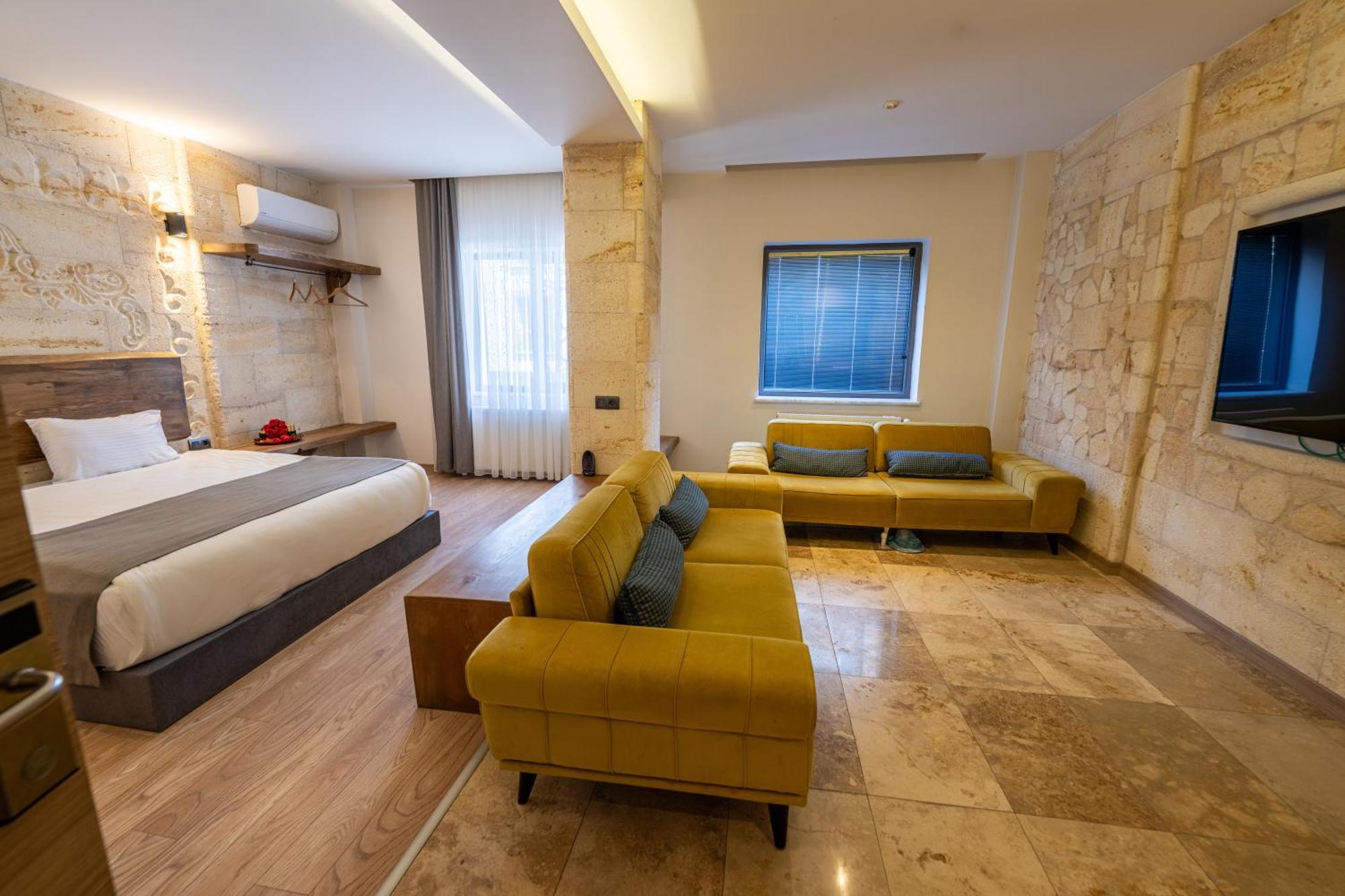 Stones Of Cappadocia Hotel Nevşehir Bagian luar foto